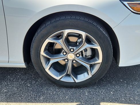 Used 2024 Chevrolet Malibu LT FWD image 7