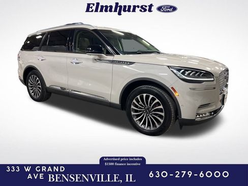 Used 2020 Lincoln Aviator Reserve w/ Equipment Group 201A image 4