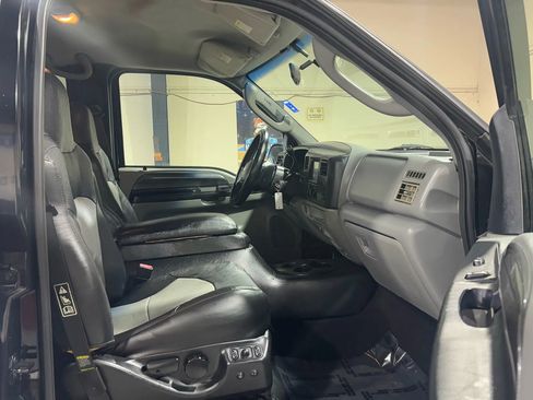 Used 2004 Ford F250 XLT AWD/4WD image 14