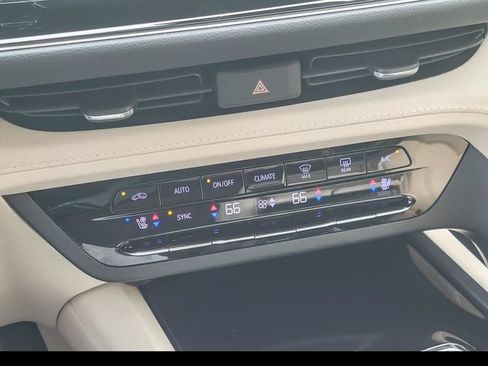 Certified 2023 Buick Envision Avenir AWD/4WD image 20