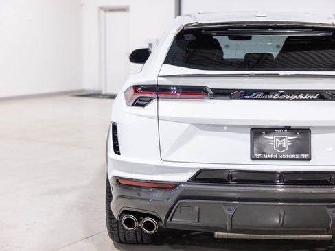 Used 2023 Lamborghini Urus Performante image 15