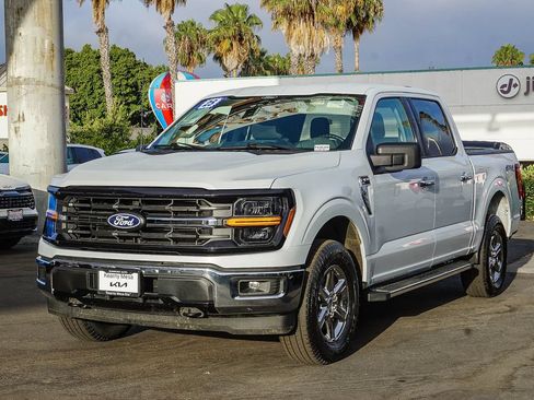 Used 2025 Ford F150 XLT w/ Equipment Group 301A Standard AWD/4WD image 3