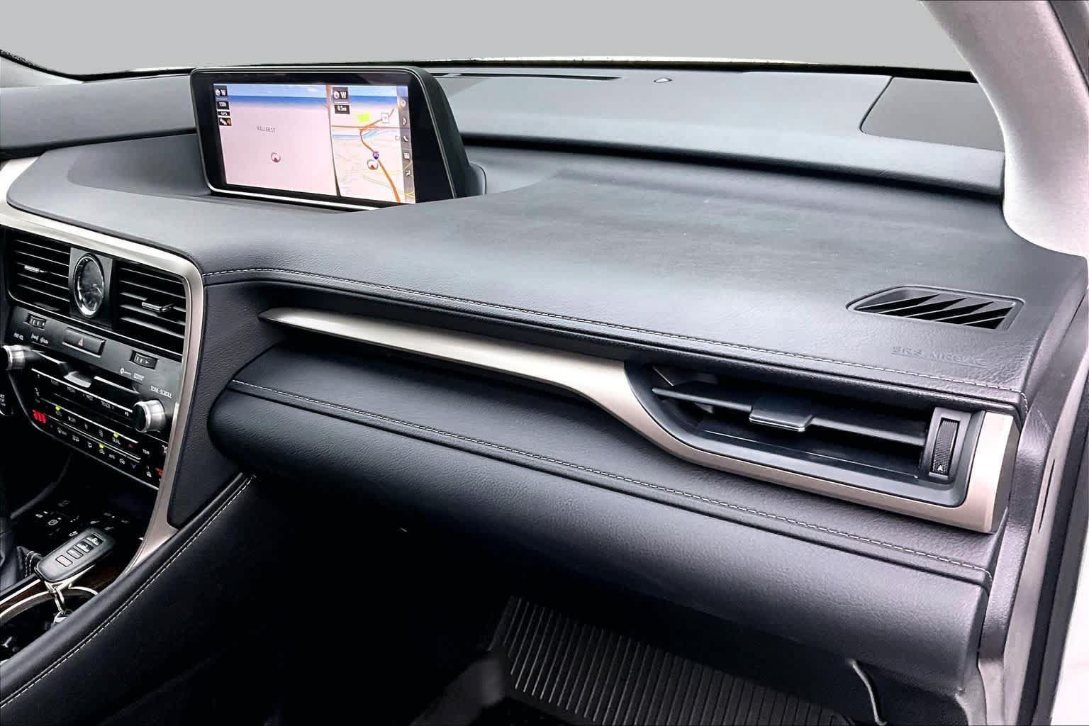 Used 2019 Lexus RX 350 AWD w/ Navigation Package image 18
