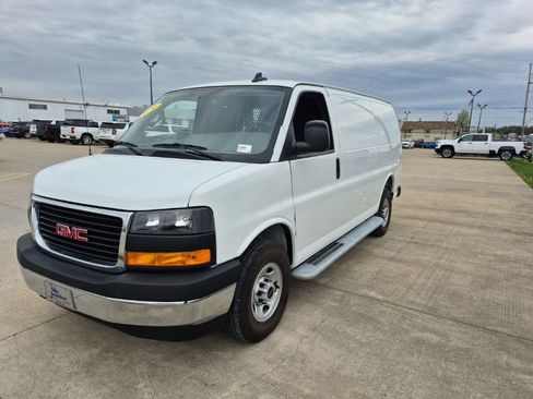 Certified 2024 GMC Savana 2500 w/ Driver Convenience Package RWD image 3