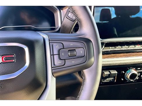 Used 2025 GMC Sierra 1500 Elevation AWD/4WD image 13