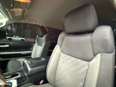 Used 2020 Toyota Tundra SR5 w/ SR5 Upgrade Package image 13