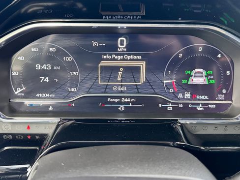 Used 2025 GMC Sierra 1500 SLT image 18