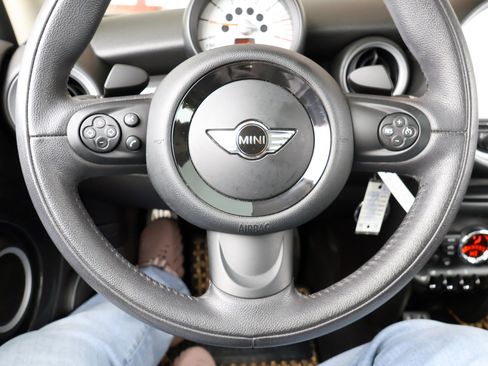 Used 2013 MINI Cooper S w/ Premium Pkg image 39