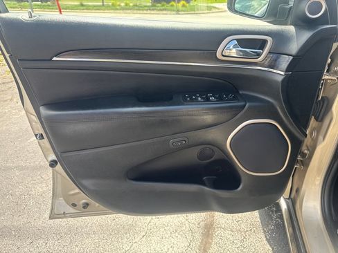 Used 2014 Jeep Grand Cherokee Summit AWD/4WD image 20