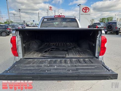 Used 2021 Toyota Tundra SR5 AWD/4WD image 29