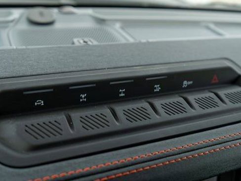 New 2025 Ford Bronco Raptor w/ Interior Carbon Fiber Pack AWD/4WD image 18