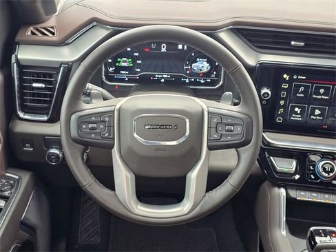 Used 2025 GMC Sierra 1500 Denali w/ Denali Reserve Package image 15