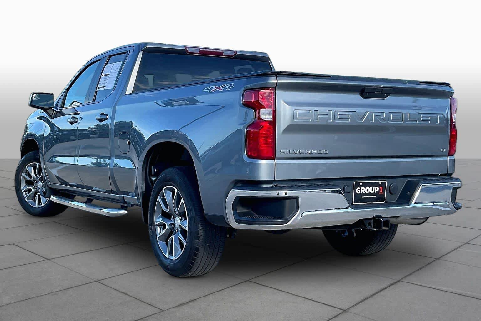 Used 2022 Chevrolet Silverado 1500 LT AWD/4WD image 12