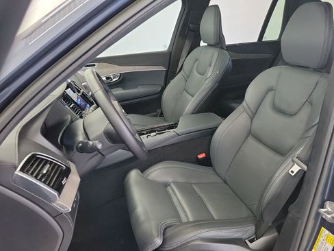 Used 2023 Volvo XC90 T8 Ultimate w/ Lounge Package AWD/4WD image 18