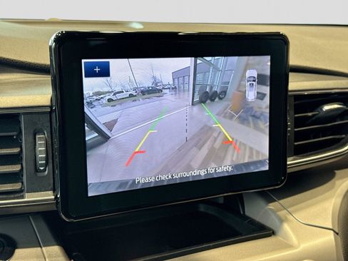 Used 2023 Ford Explorer XLT w/ Equipment Group 202A image 32