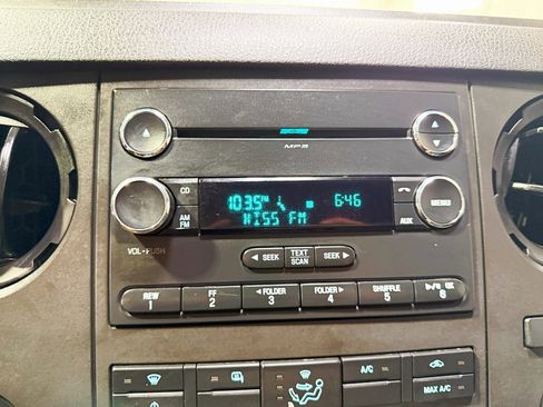 Used 2016 Ford F450 XL w/ Power Equipment Group image 24