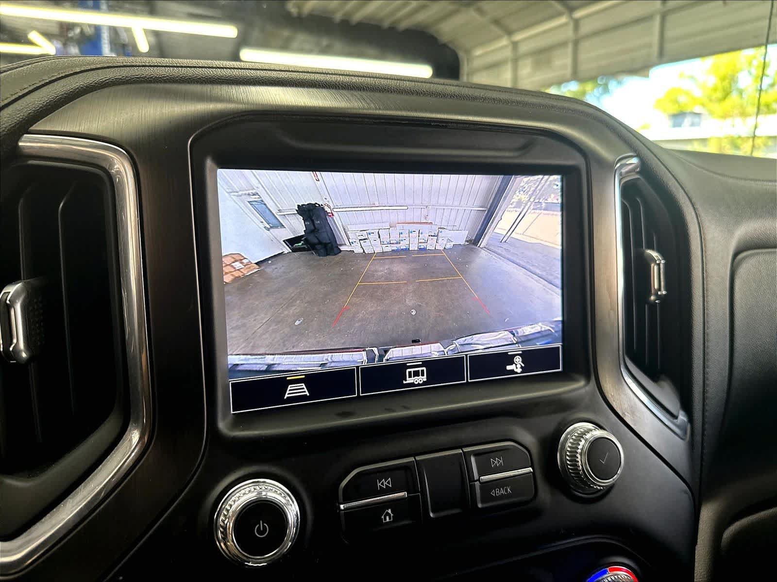 Used 2021 GMC Sierra 1500 AT4 w/ AT4 Preferred Package AWD/4WD image 18