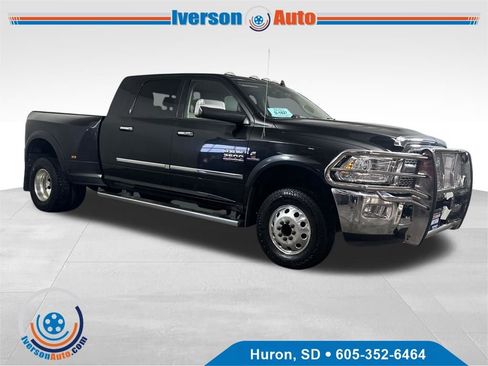 Used 2018 RAM 3500 Laramie image 1