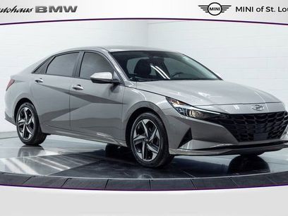 Used 2023 Hyundai Elantra SEL w/ Convenience Package