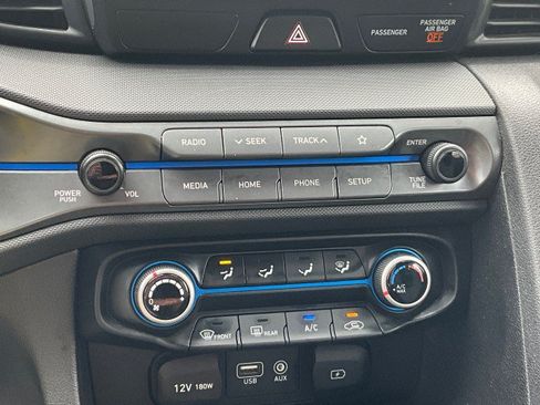 Used 2019 Hyundai Veloster 2.0 FWD image 18