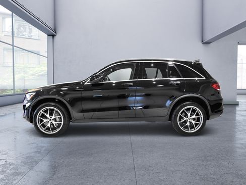 Certified 2022 Mercedes-Benz GLC 300 4MATIC image 2