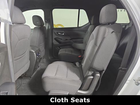 Used 2022 Chevrolet Traverse LT AWD/4WD image 12