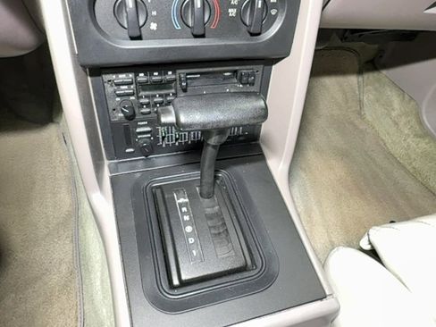 Used 1991 Ford Mustang LX RWD image 21