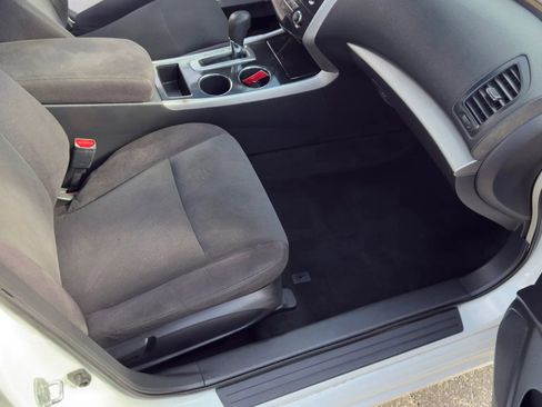 Used 2013 Nissan Altima 2.5 S image 13