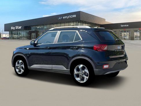 New 2026 Hyundai Venue SEL image 4