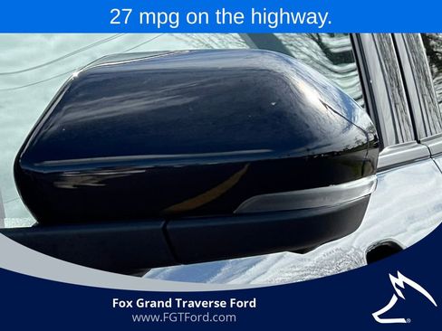 Certified 2025 Ford Explorer ST-Line AWD/4WD image 38