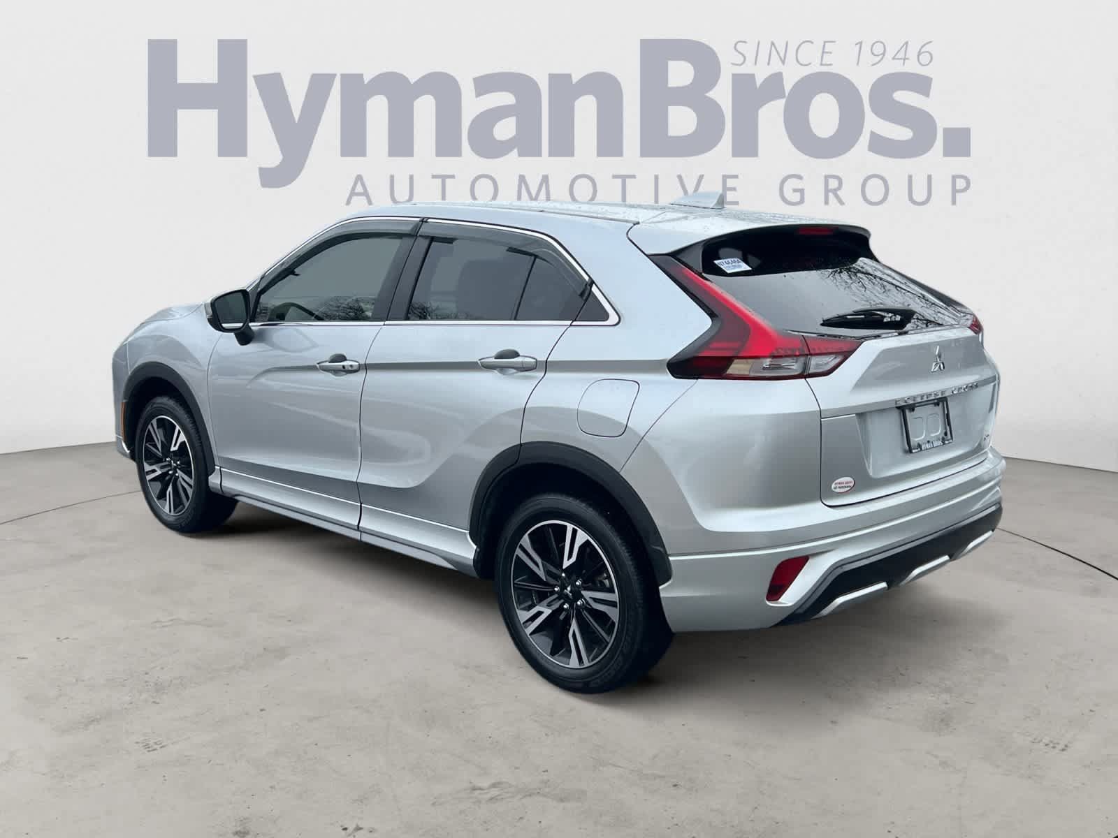 Used 2023 Mitsubishi Eclipse Cross SEL AWD/4WD image 6