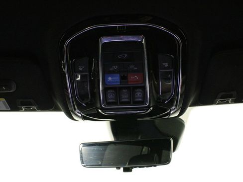 Used 2021 Jeep Grand Cherokee L Summit w/ Advanced Protech Group IV image 29