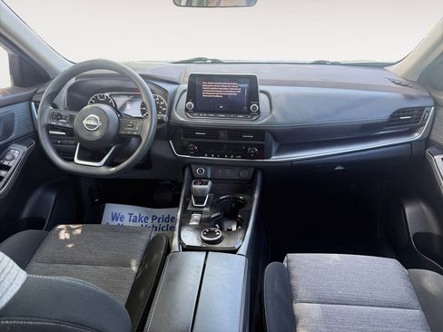Used 2023 Nissan Rogue SV AWD/4WD image 10