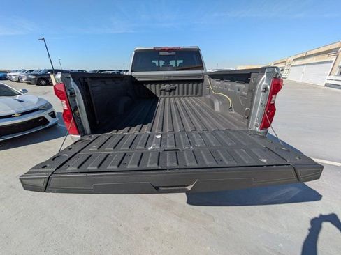 Used 2025 Chevrolet Silverado 2500 LT w/ All Star Edition image 11