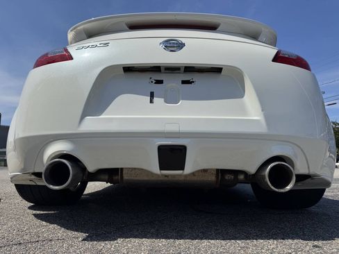 Used 2011 Nissan 370Z Coupe w/ Sport Pkg RWD image 11