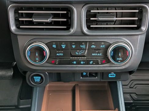 Certified 2024 Ford Maverick Lariat w/ FX4 Off-Road Package AWD/4WD image 30