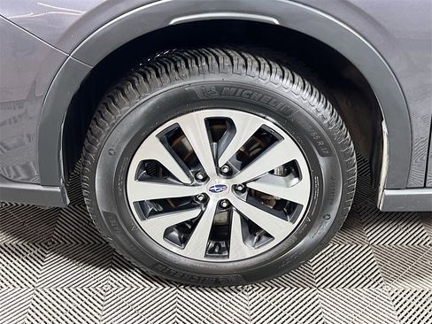 Used 2022 Subaru Outback Premium image 27