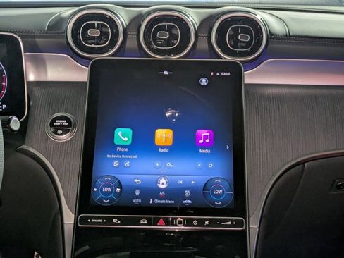 Certified 2025 Mercedes-Benz GLC 300 image 17