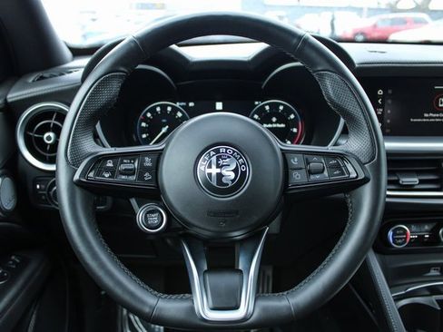 Used 2024 Alfa Romeo Stelvio Ti image 24