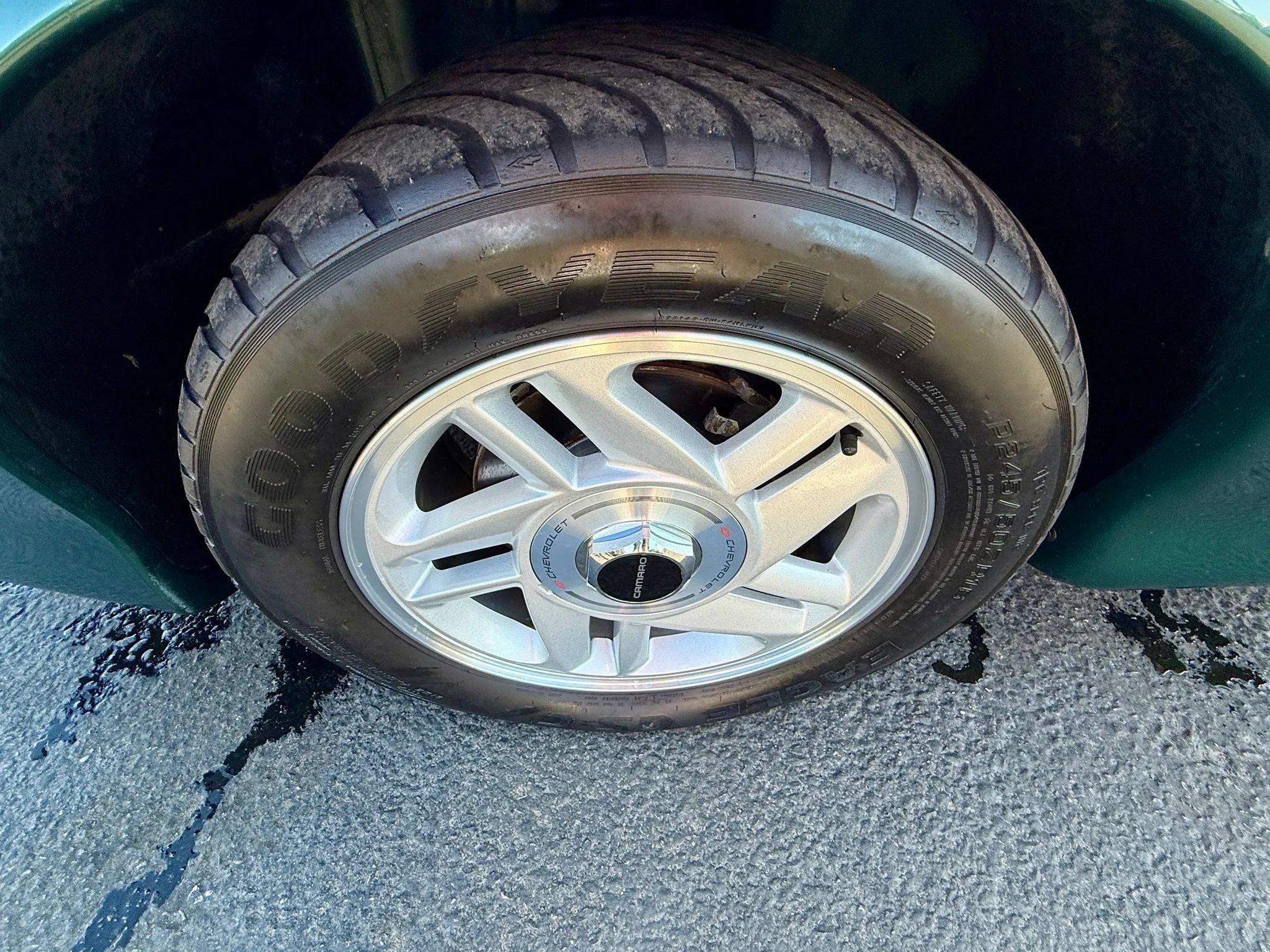 Used 1995 Chevrolet Camaro Z28 RWD image 17