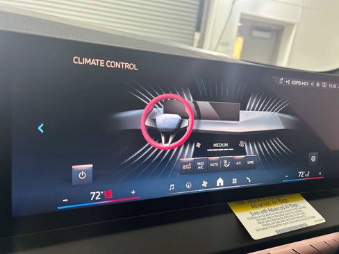 New 2026 BMW X3 xDrive30 w/ Convenience Package image 17