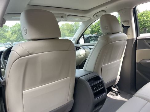 Certified 2023 Cadillac XT5 Premium Luxury w/ LPO, Floor Liner Package AWD/4WD image 20