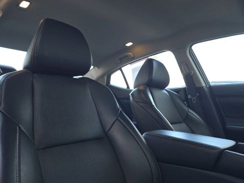 Used 2022 Nissan Maxima SV w/ Floor Mat Group FWD image 18