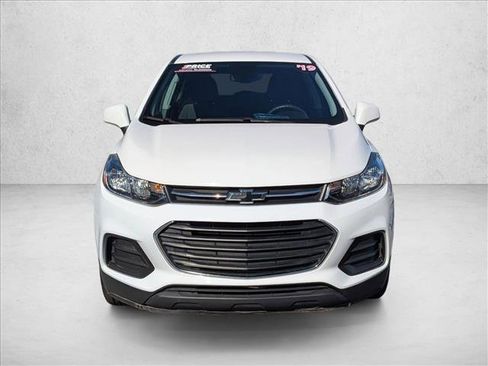 Used 2019 Chevrolet Trax LS w/ Tint and Cruise Package image 2