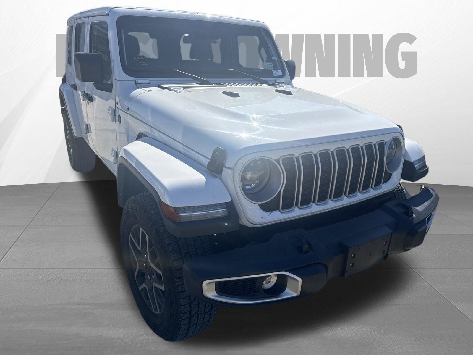 Used 2025 Jeep Wrangler Unlimited Sahara AWD/4WD image 3