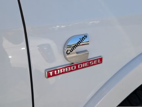 Used 2020 RAM 2500 Limited AWD/4WD image 12