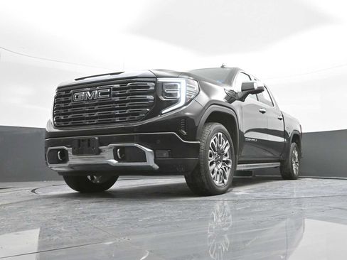 Used 2024 GMC Sierra 1500 Denali Ultimate image 34