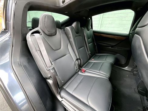 Used 2020 Tesla Model X Long Range image 21