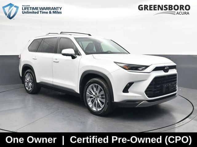 Used 2024 Toyota Grand Highlander AWD image 3