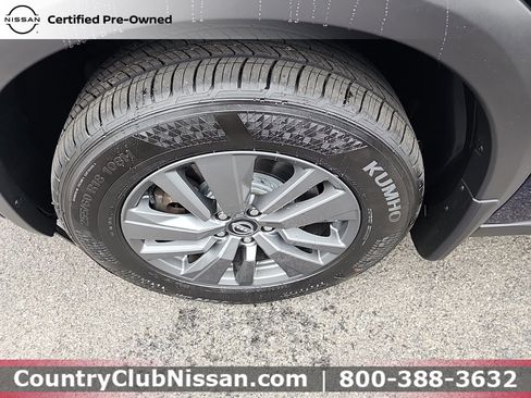 Certified 2022 Nissan Pathfinder SV image 33